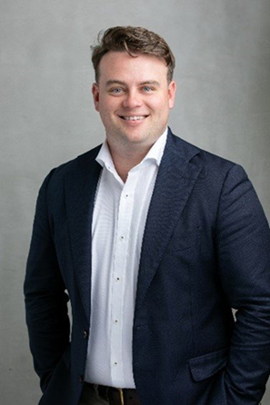 Joshua Gilbert headshot